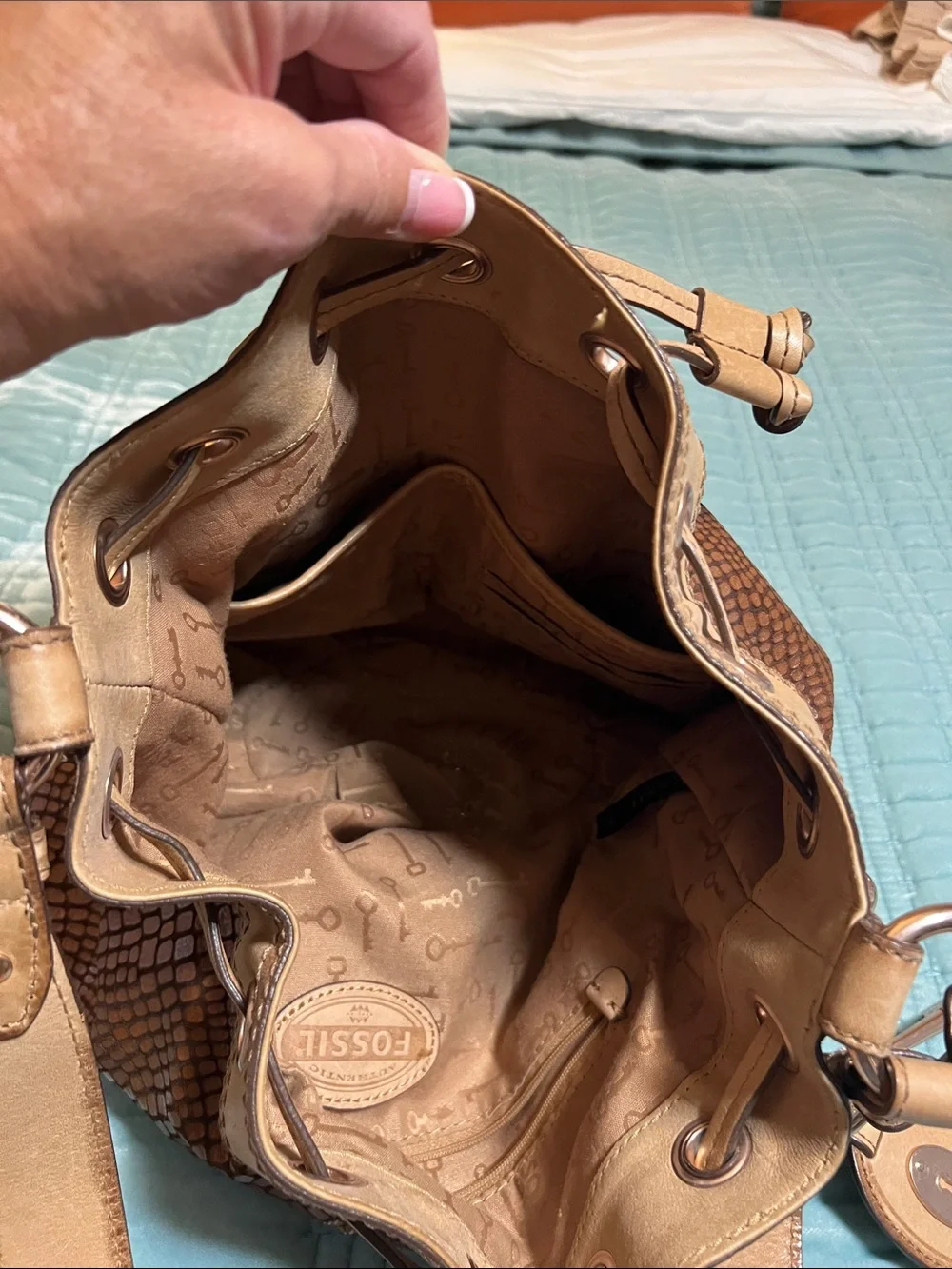 Designer Fossil Maddox Brown & Tan Drawstring Shoulder Bag